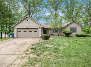 283 Cotton Lake Rd, Battle Creek, MI 49014