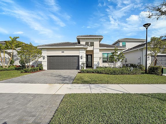 2nd image of 5552 Captiva Lane