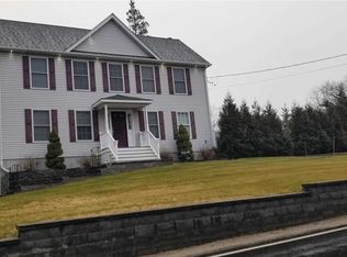 58 Woodhaven Dr, Sound Beach, NY 11789