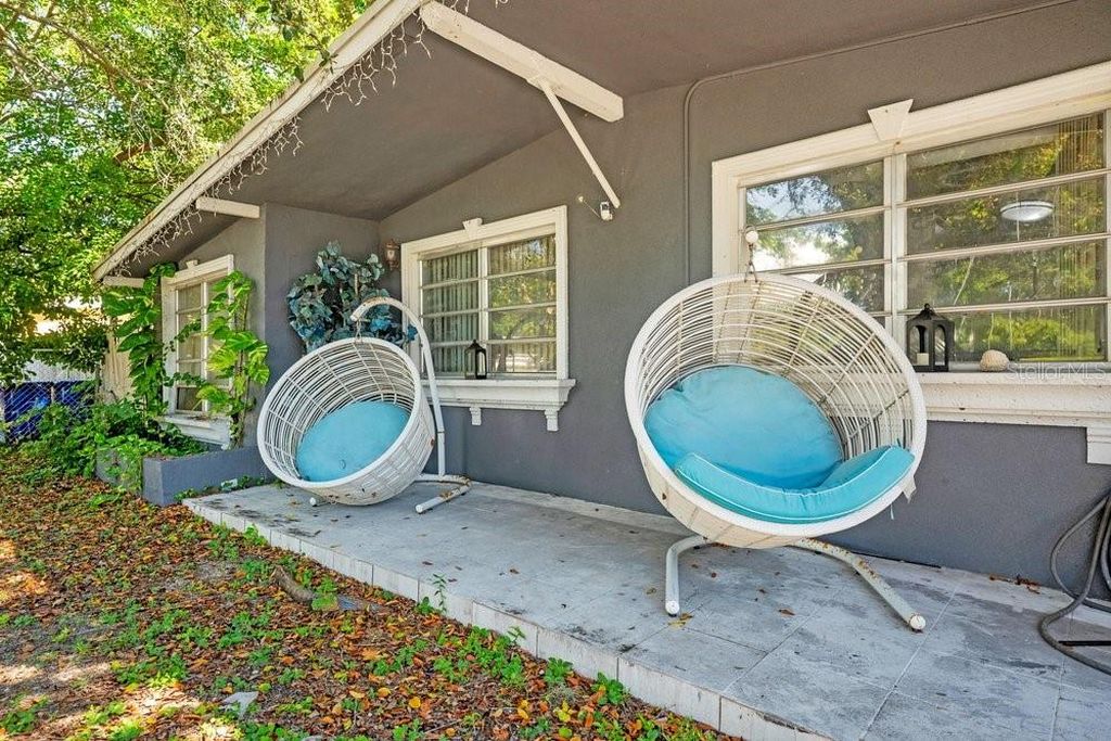 1530 NE 43RD COURT, photo 3