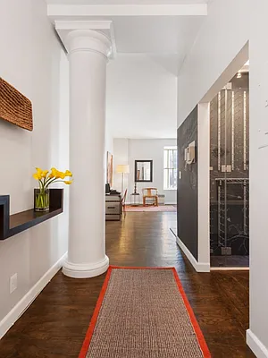 Sold by Sotheby's International Realty | media 31