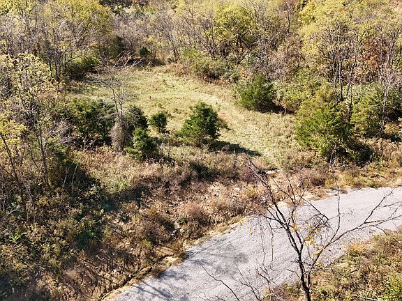 2nd image of 1701 Persimmon Ridge Rd