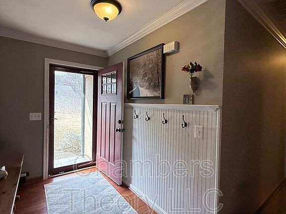 3rd image of 16 Honeybee Ave