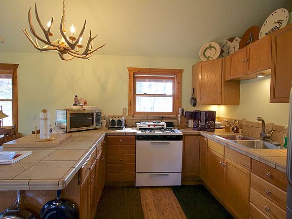 Kitchen in 3 bedroom home