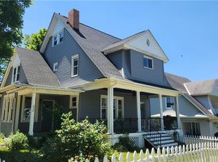 530 Pennsylvania Ave, Oakmont, PA 15139