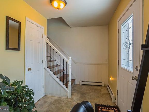 4th image of 4 Richards Ln