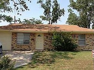 1001 Rutherford Dr, Mesquite, TX 75149