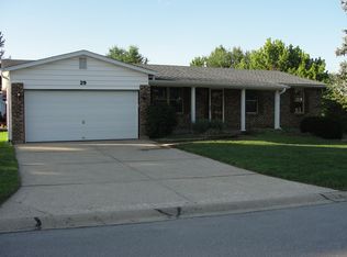 29 Spencer Valley Dr, Saint Peters, MO 63376