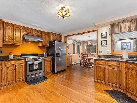 2nd image of 70 Deerfield Rd