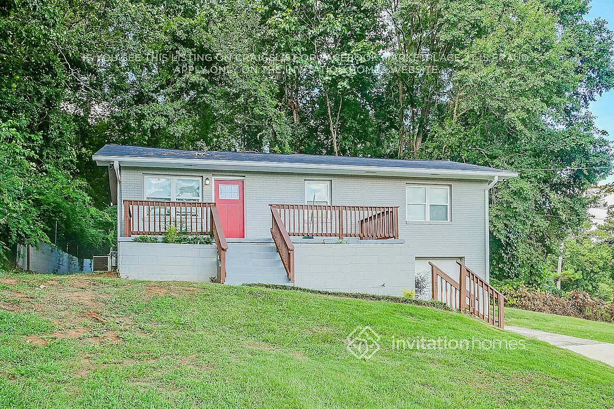 Building Photo - 2966 Flat Shoals Rd