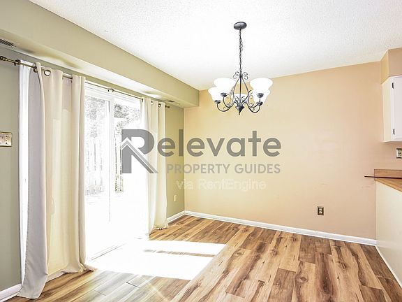 4th image of 1844 Ivystone Dr