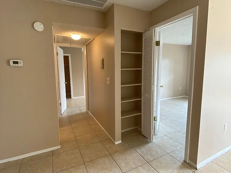 6010 Village Cir — Photo 5