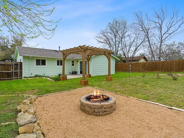 5211 Halmark Dr — Photo 25