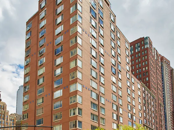 250 South End Avenue 3F image 10 of 10