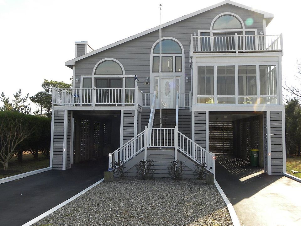 1st image of 36883 Bayside Dr