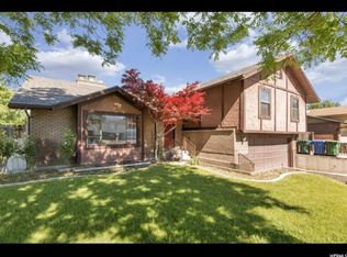 212 S Ridgecrest Dr, Orem, UT 84058