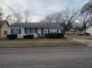 322 S 4th St, Iola, KS 66749
