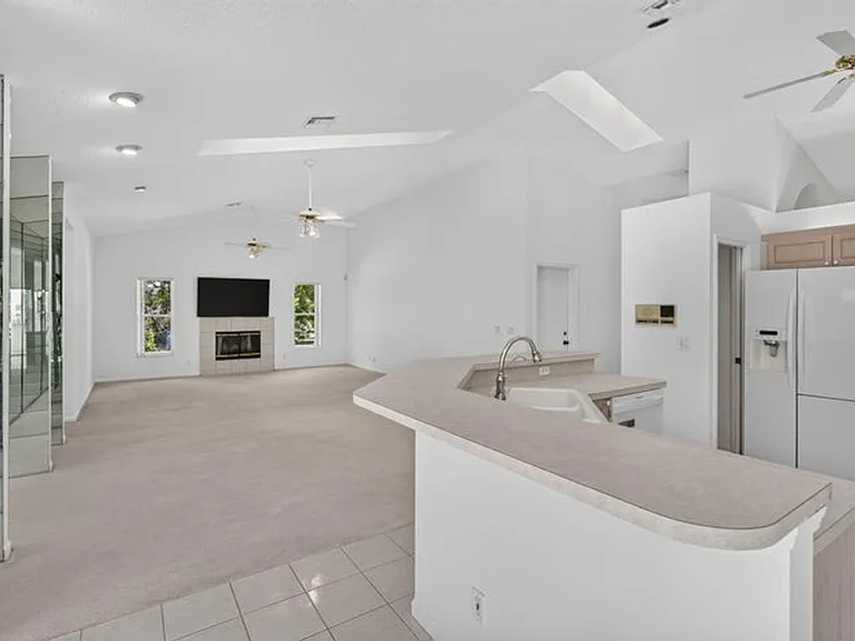 12168 Sandy Run — Photo 3