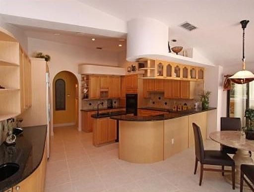 1st image of 15833 Fairchild Dr