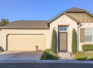 3682 W Cottonwood Ln, Fresno, CA 93711