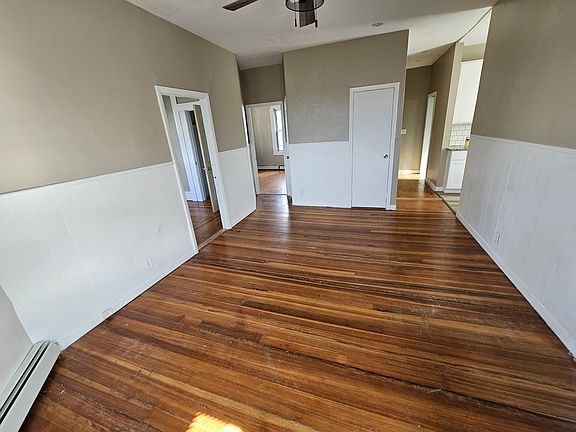 2nd image of 46 Bay St #3