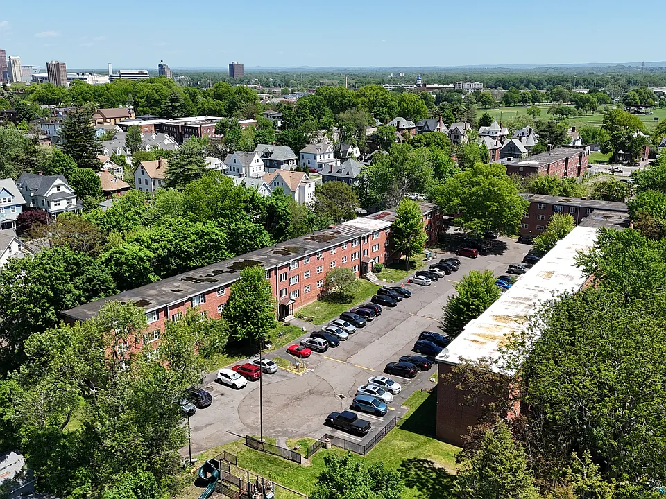29-E1 Annawan St #E1