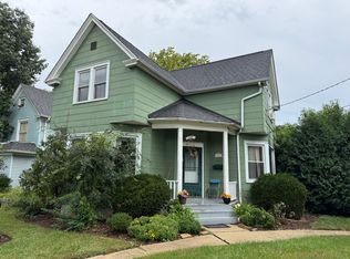 151 Conde St, West Chicago, IL 60185