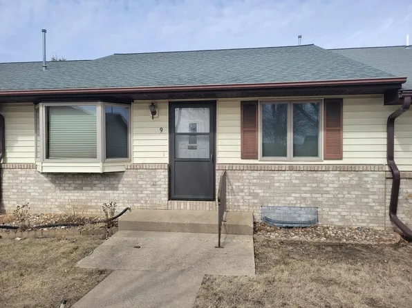 1922 23rd St #9, Spirit Lake, IA 51360