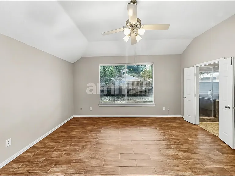 5 Paddock Pines Pl — Photo 10