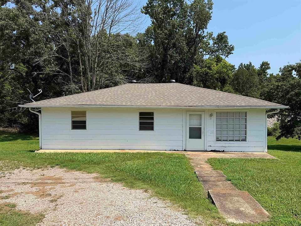 1st image of 510 Riverside Dr