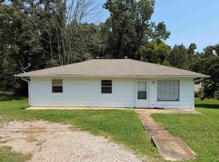510 Riverside Dr, Savannah, TN 38372