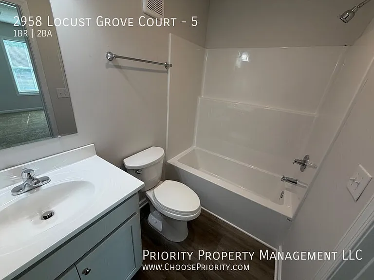 2958 Locust Grove Ct #5 — Photo 8