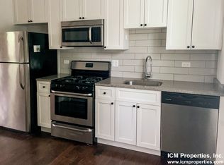1609 W Belle Plaine Ave #1, Chicago, IL 60613