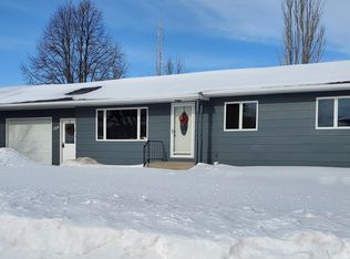 704 W 13th Ave, Webster, SD 57274