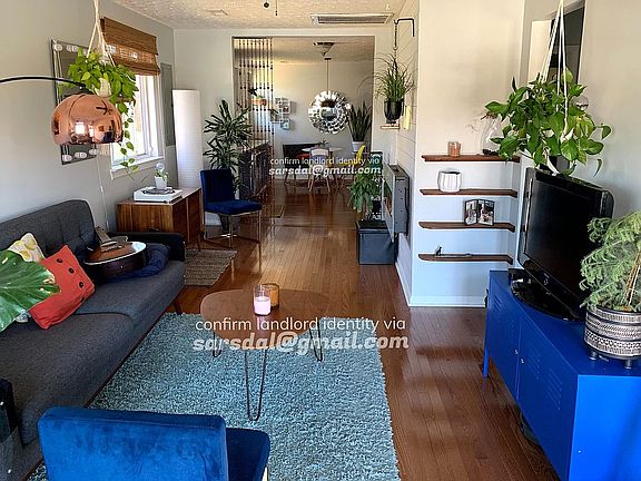 4th image of 214 Berry St