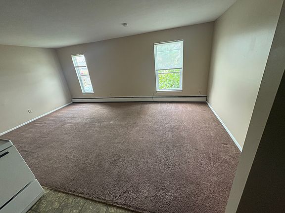 4th image of 20008 Clare Ave