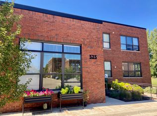 525 Superior #202, South Haven, MI 49090