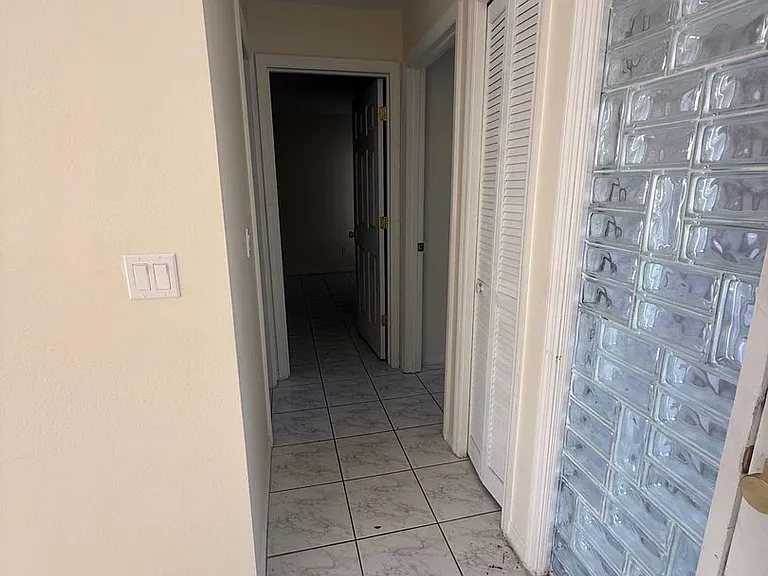 8102 S Ibiza Ct — Photo 13