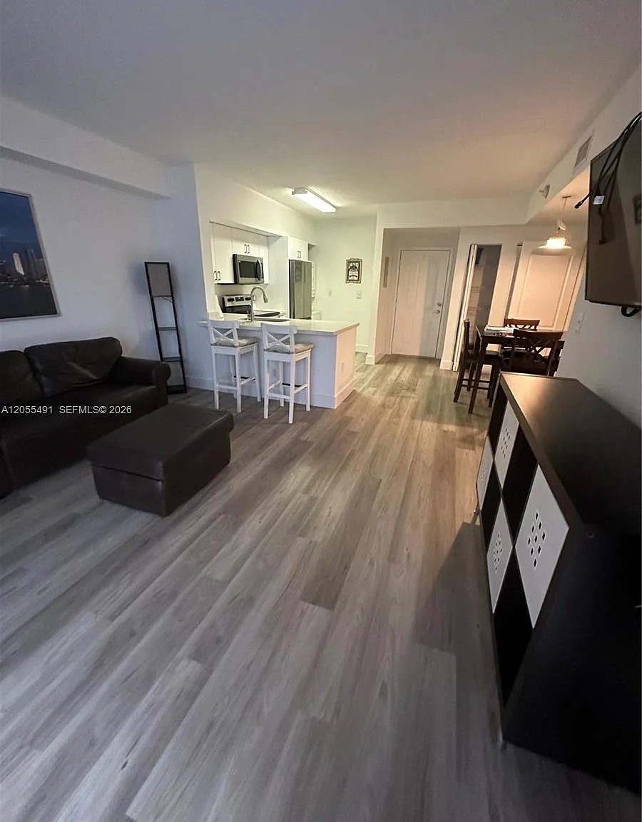Blue Lagoon Condo — Photo 3