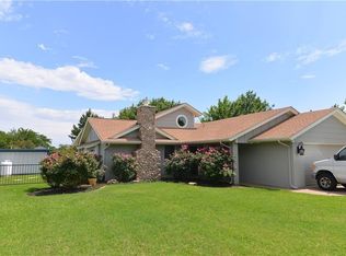 3716 Lake Vista Ct, Granbury, TX 76049