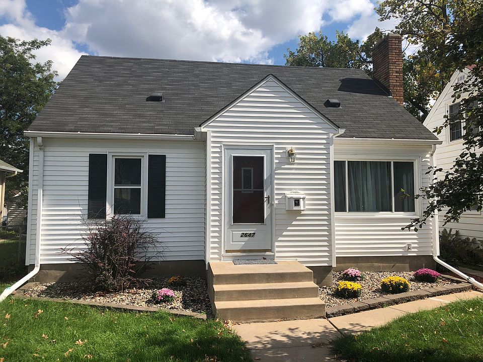 1st image of 2647 Cleveland St NE
