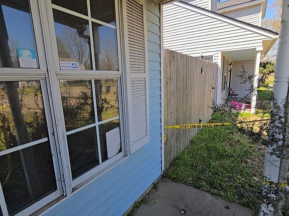 5th image of 117 Sycamore Dr