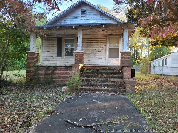 112 Williston St, Fayetteville, NC 28301