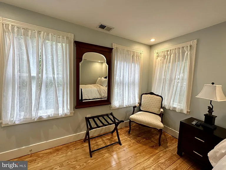 1627 Aliceanna St — Photo 37