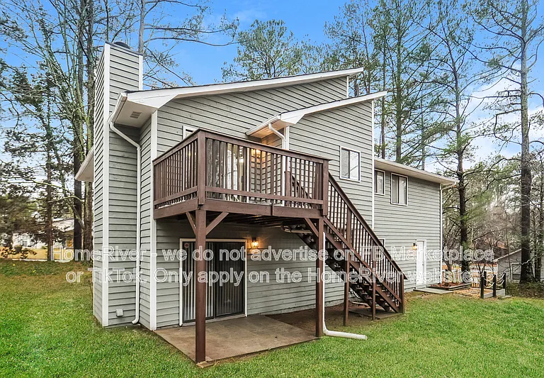 323 Park Ridge Ct — Photo 15