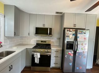 10016 Normie Ln, Louisville, KY 40229