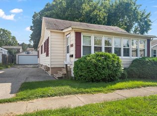 705 E Miller St, Bloomington, IL