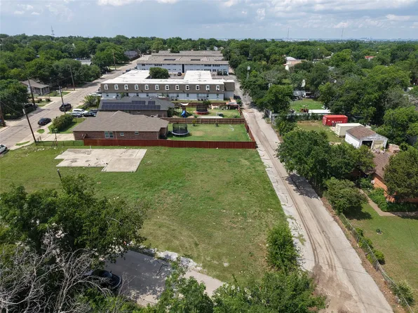 11 W Higgins Blvd, Dallas, TX 75211