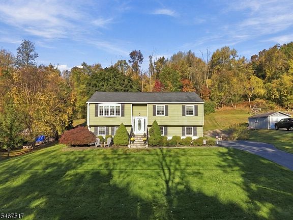 3rd image of 36 Brookside Ave
