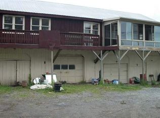 761 Barnerville Rd, Howes Cave, NY 12092